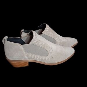 Rebecca Minkoff Allie Sand Oiled Suede Ankle Boots sz 8M Western Boho New w box